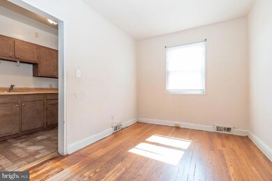 3929 Rokeby Rd, Baltimore, MD 21229 - photo 6