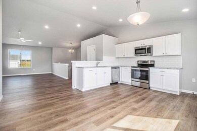 PCC067-i2190-Kitchen