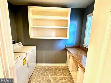 125 N Marshall St, Ranson, WV 25438 - photo 3