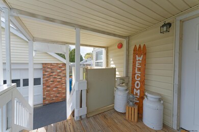 604 Arbor Ave, Schenectady, NY 12306 - photo 4