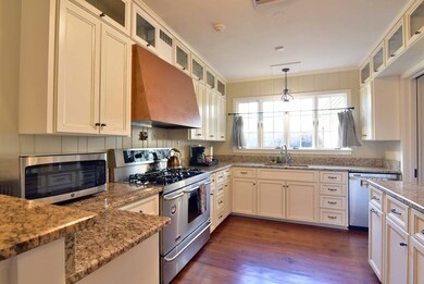 2114 Edgewater Dr, Albany, GA 31707 - photo 3