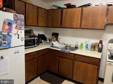 913 Louis Dr, Millville, NJ 08332 - photo 2