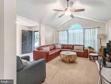 234 5th St, Colonial Beach, VA 22443 - photo 4