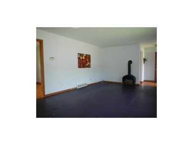 9435 Haskins St, Lenexa, KS 66215 - photo 5