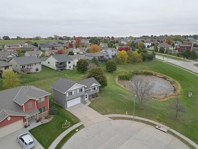 4820 Oneida Cir, Council Bluffs, IA 51503 - photo 2
