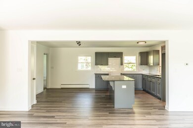 43 Oak Ln, Hershey, PA 17033 - photo 4