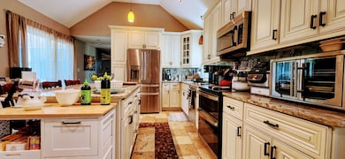 149 Oak Ln, Cresco, PA 18326 - photo 3