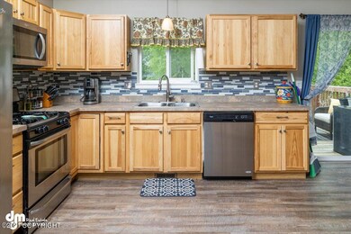 27-Kitchen_DMD_0708