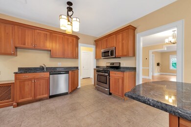 577 Commonwealth Ave unit 1, Newton Center, MA 02459 - photo 7