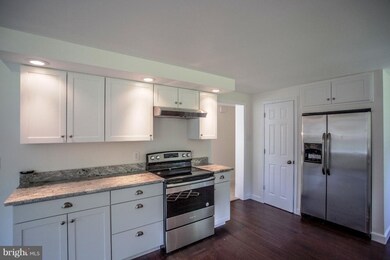 20798 Furr Rd, Round Hill, VA 20141 - photo 4