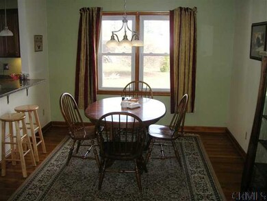 15 Windsor Dr, Schenectady, NY 12302 - photo 6