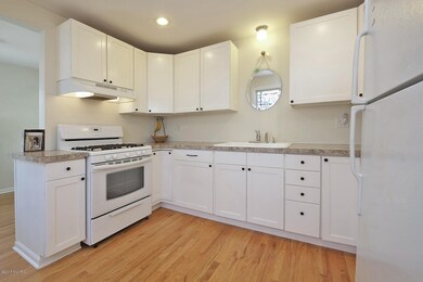 237 West 24th St-6