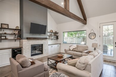 2302 Saxon Dr, Houston, TX 77018 - photo 5