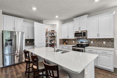 17834 Blazing Star Cir, Clermont, FL 34714 - photo 5