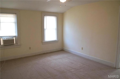 117 S 11th St unit B, Belleville, IL 62220 - photo 4