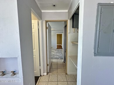 1506 Walnut St, Macon, GA 31201 - photo 5