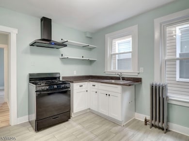 258 Amherst St unit 2, East Orange, NJ 07018 - photo 3