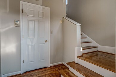 004-333479-353B Woods Ave SW 005_8425843