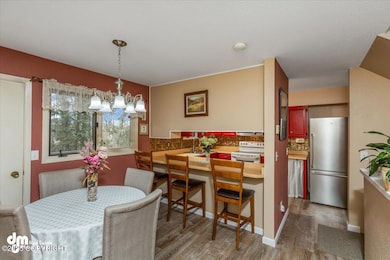 08-IMG_6004_Dining Room_SSW