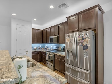 628 N Forest View Dr, Flagstaff, AZ 86001 - photo 6