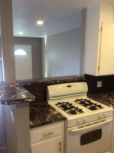 07 Kitchen