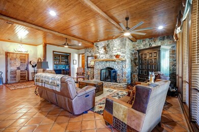 130 Haydon Creek Rd, Weatherford, TX 76087 - photo 4