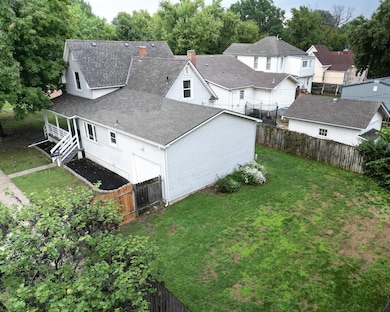 1301 E 11th Ave, Winfield, KS 67156 - photo 2