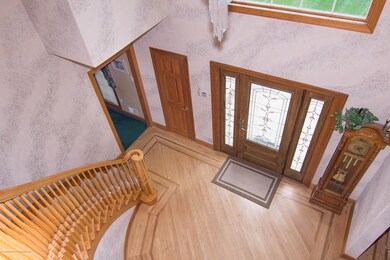 _RMJ8742.jpg entryway