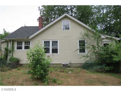 Exterior Front - Left side