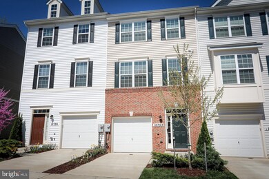 12753 Longford Glen Dr, Germantown, MD 20874 - photo 2