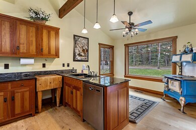 364 Bonnie Ln, Grants Pass, OR 97527 - photo 5