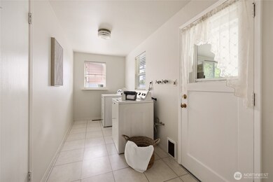 5809 15th St E, Fife, WA 98424 - photo 4