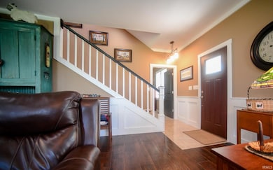 5753 N Golf Course Rd, Bicknell, IN 47512 - photo 5