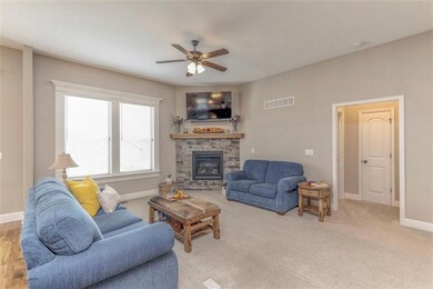 724 S Washington St, Raymore, MO 64083 - photo 7