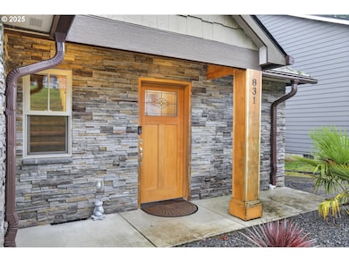 831 Virginia Cir, Clatskanie, OR 97016 - photo 3