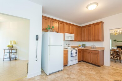 47 Rockrose Dr, East Greenbush, NY 12061 - photo 4