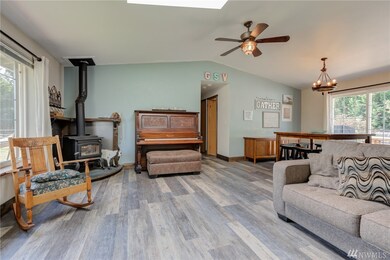 1177 Pleasant Ln, Bellingham, WA 98226 - photo 5