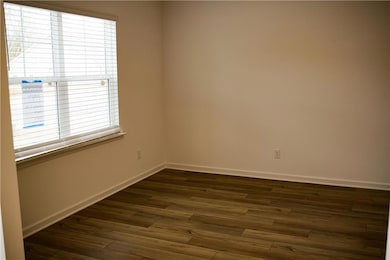 484 Red Dragon Dr, Jefferson, GA 30549 - photo 2