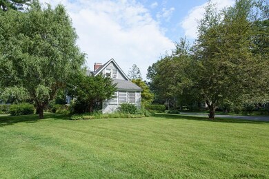 23 Hawthorne Ave, Delmar, NY 12054 - photo 2