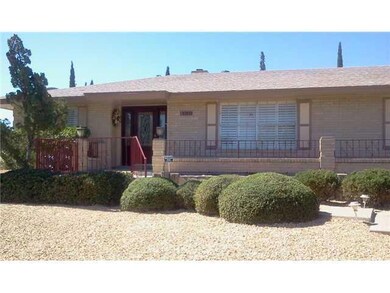 10656 Vista Lomas Dr, El Paso, TX 79935 - photo 2