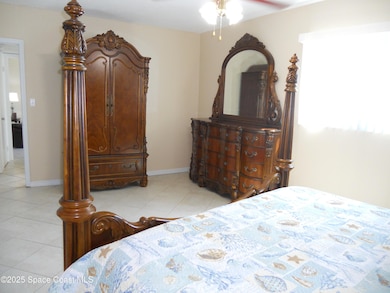4000 Ocean Beach Blvd ~ (8)