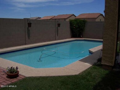SPARKLING POOL
