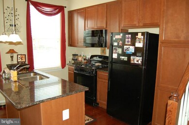 3093 Chinkapin Oak Ln unit 50, Woodbridge, VA 22191 - photo 5