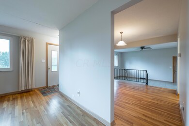 1081 Belden Rd, Columbus, OH 43229 - photo 5