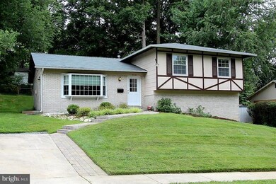 4518 Bestor Dr, Rockville, MD 20853 - photo 2