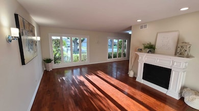 2025 Webster Ln, Des Plaines, IL 60018 - photo 2