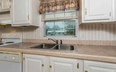 Kitchen 3