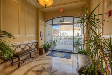 124 Walnut St Unit 308-large-003-28-Buil