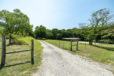 251 Beene Creek Trail, Springtown, TX 76082 - photo 2