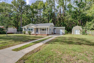 619 Dennis Rd, Jacksonville, NC 28546 - photo 4